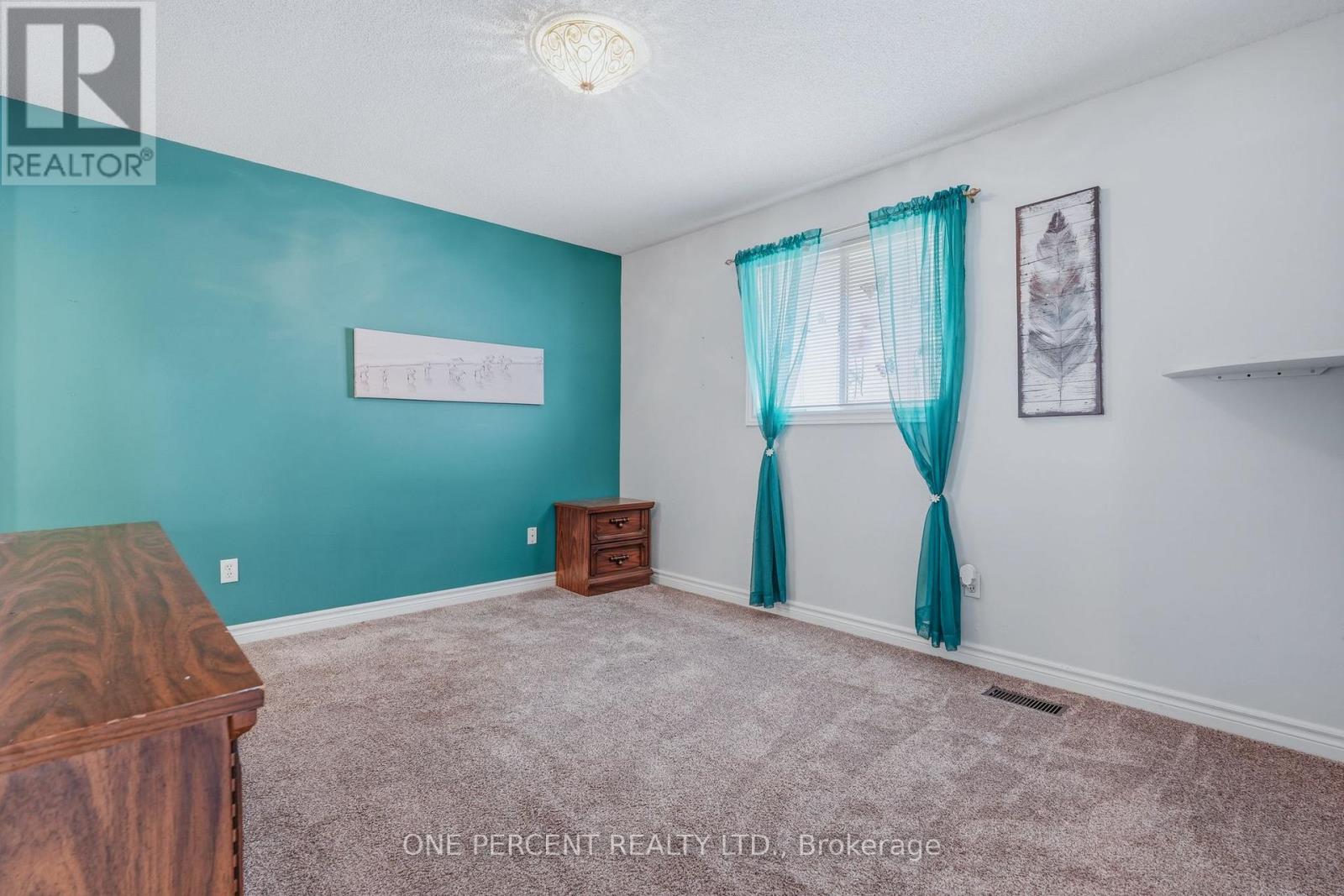 9 Country Club Road Property Photo 21