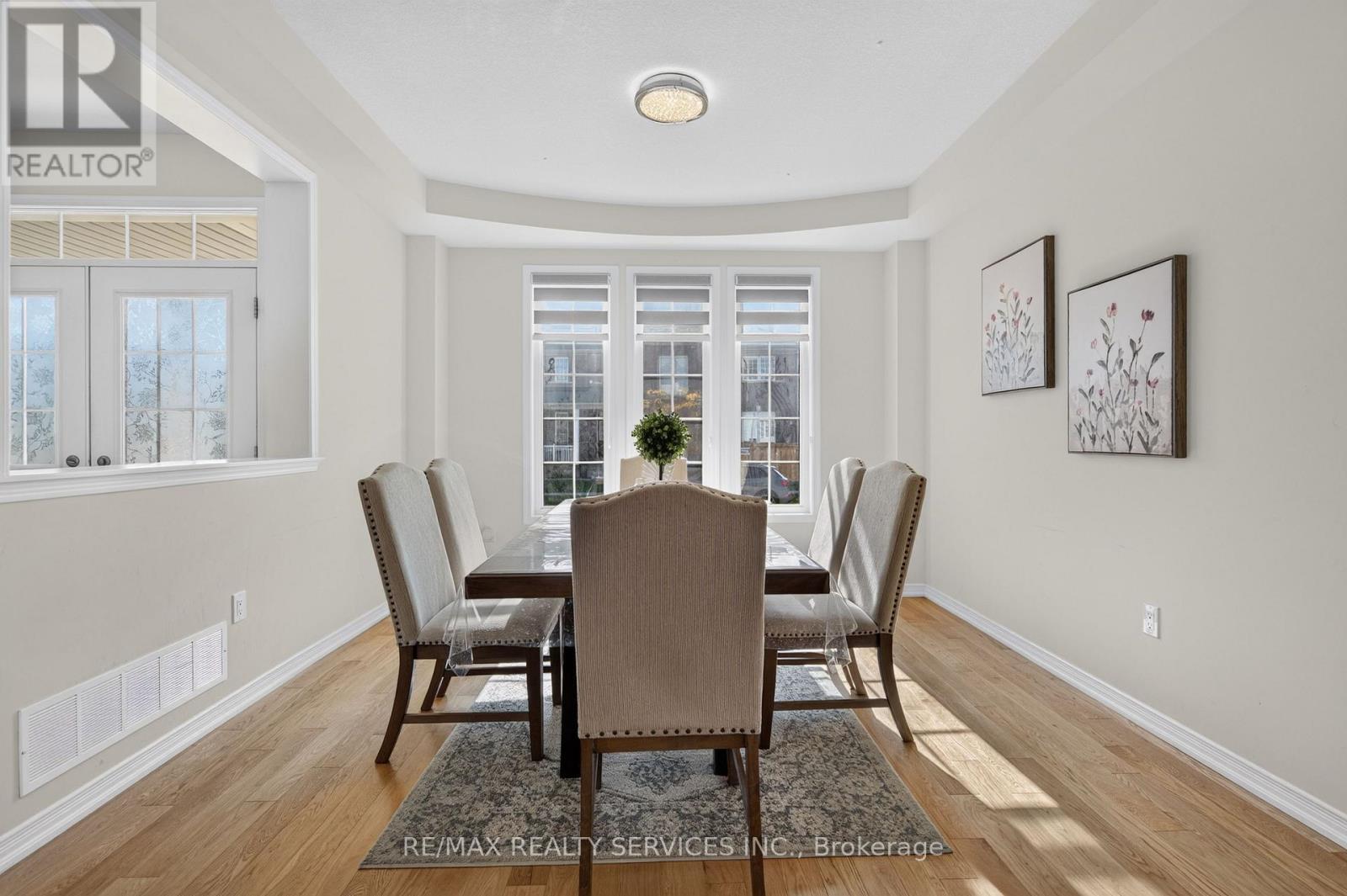10 Munro Circle Property Photo 6