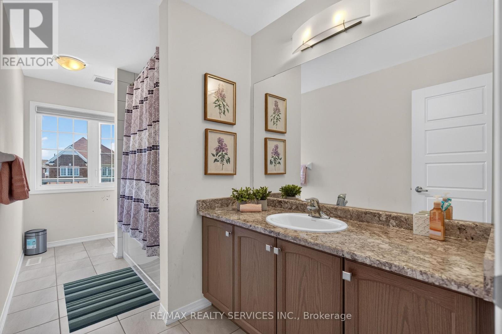 10 Munro Circle Property Photo 27
