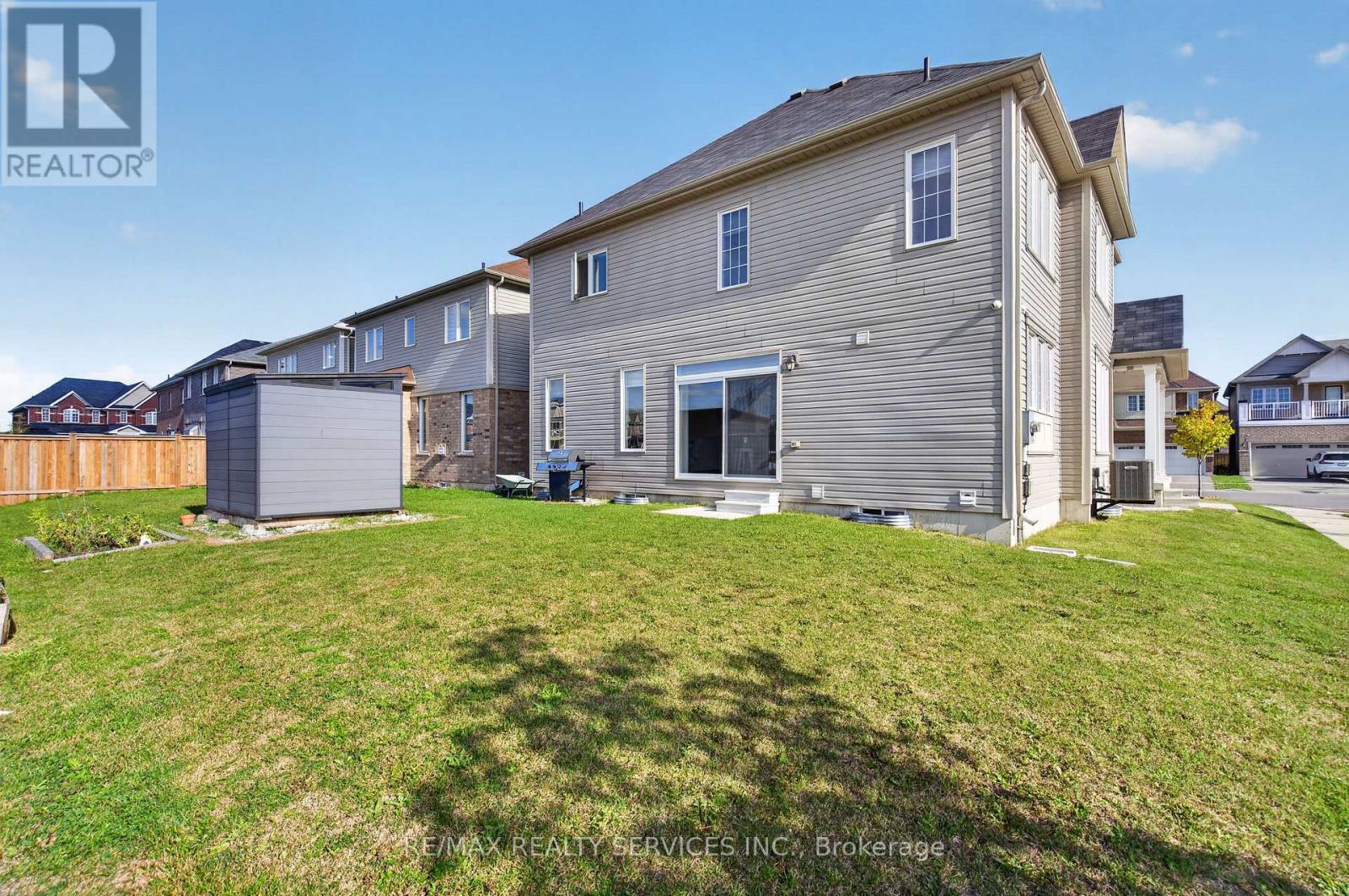 10 Munro Circle Property Photo 31