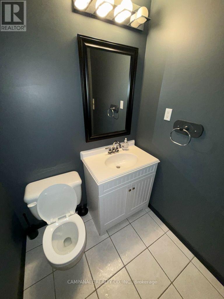 34 - 5470 Canotek Road Property Photo 7