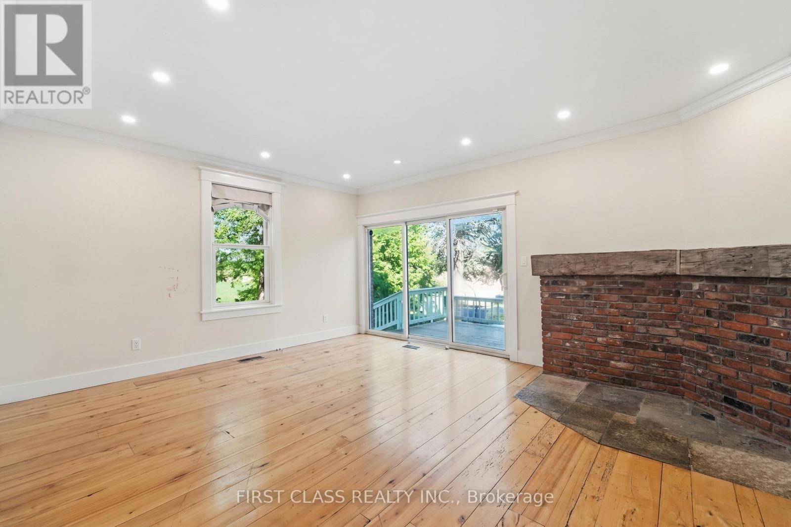 424 Concession Rd 8 E Property Photo 14