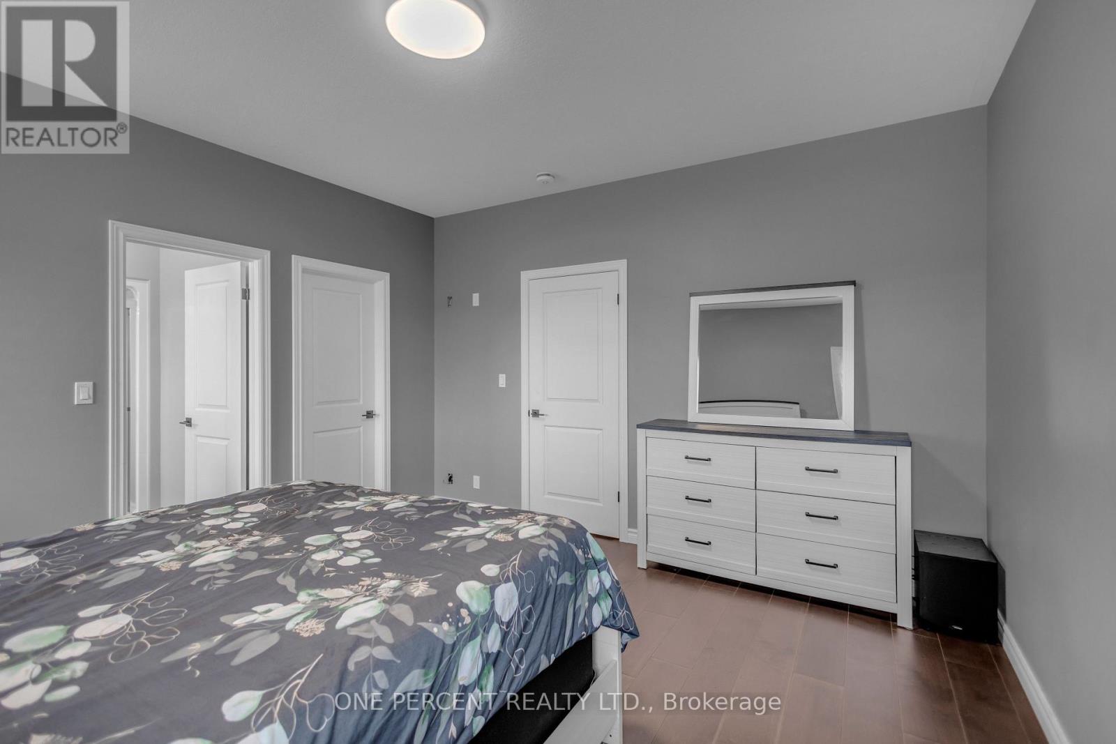 1410 Thompson Road E Property Photo 17