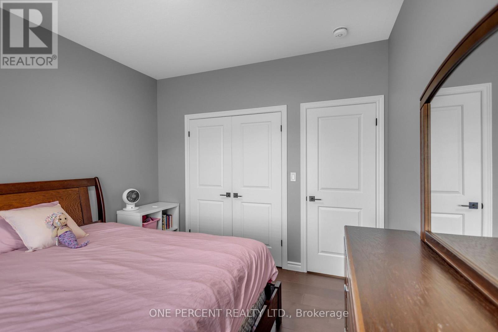 1410 Thompson Road E Property Photo 20