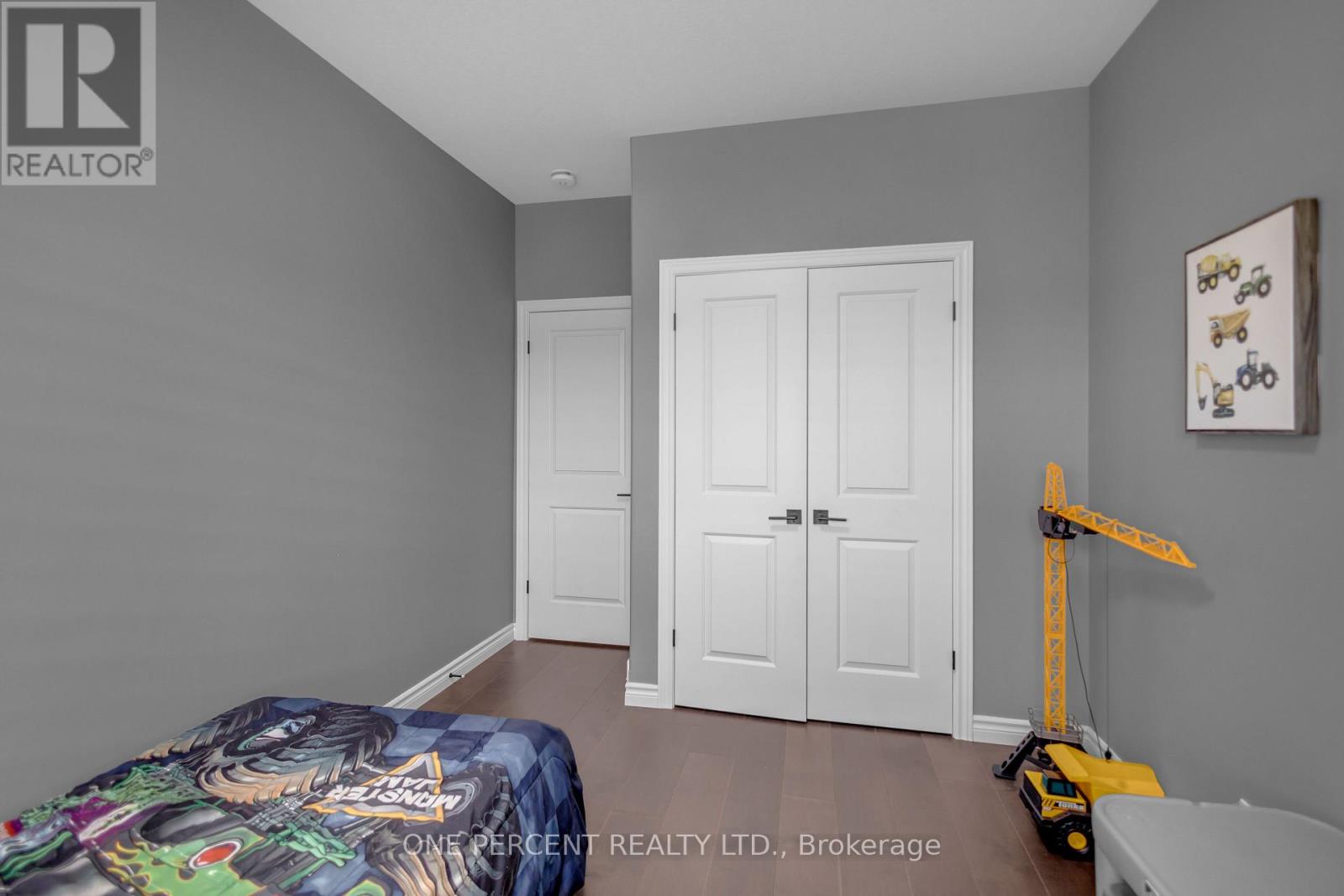 1410 Thompson Road E Property Photo 22