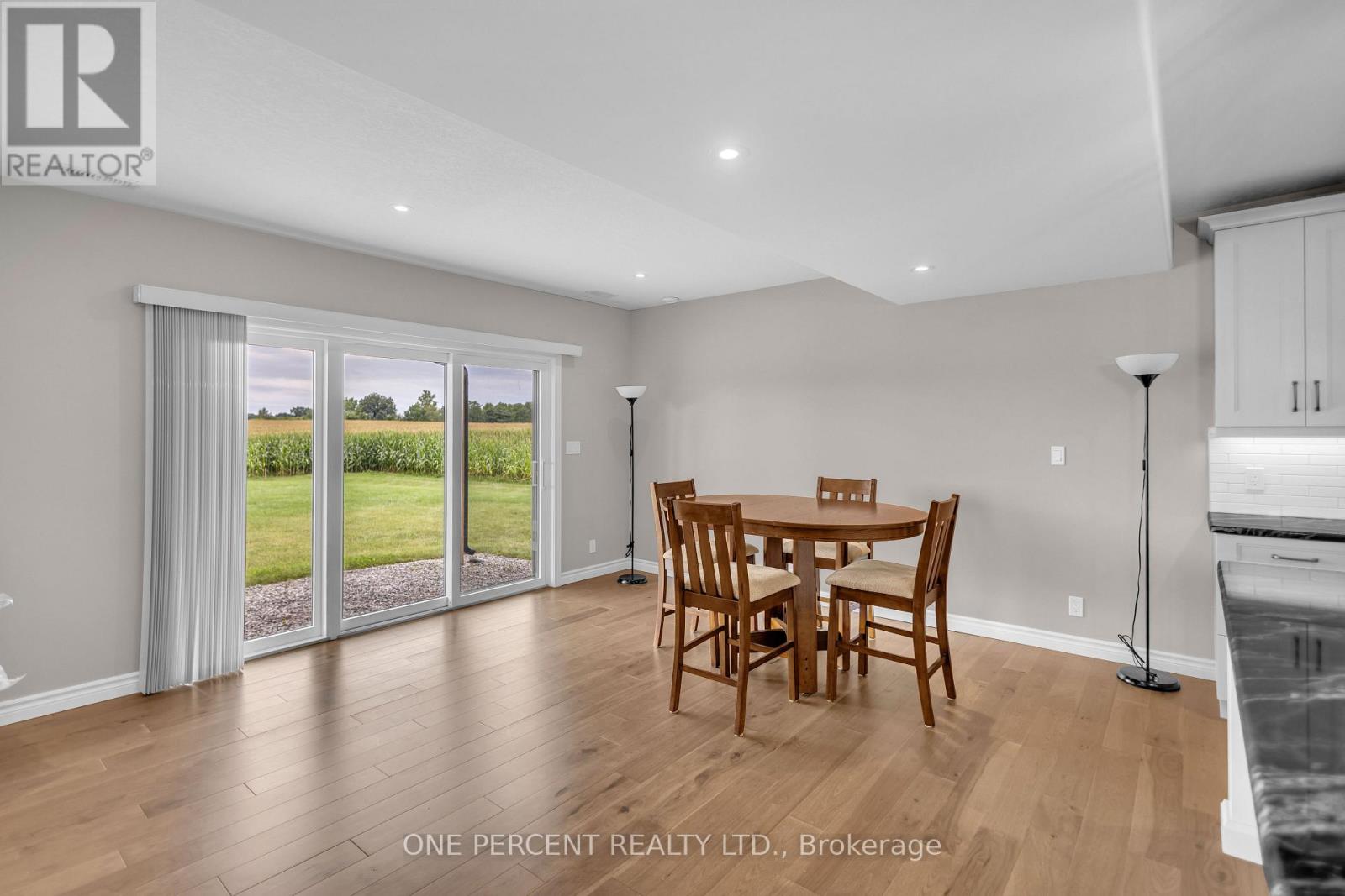 1410 Thompson Road E Property Photo 29