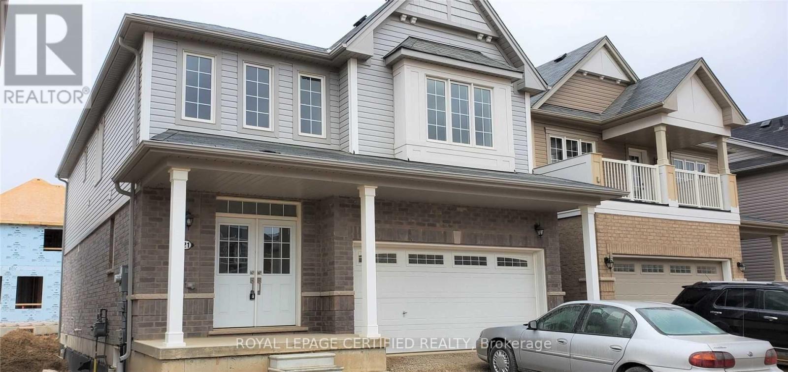 21 MUNRO CIRCLE Property Photo 1