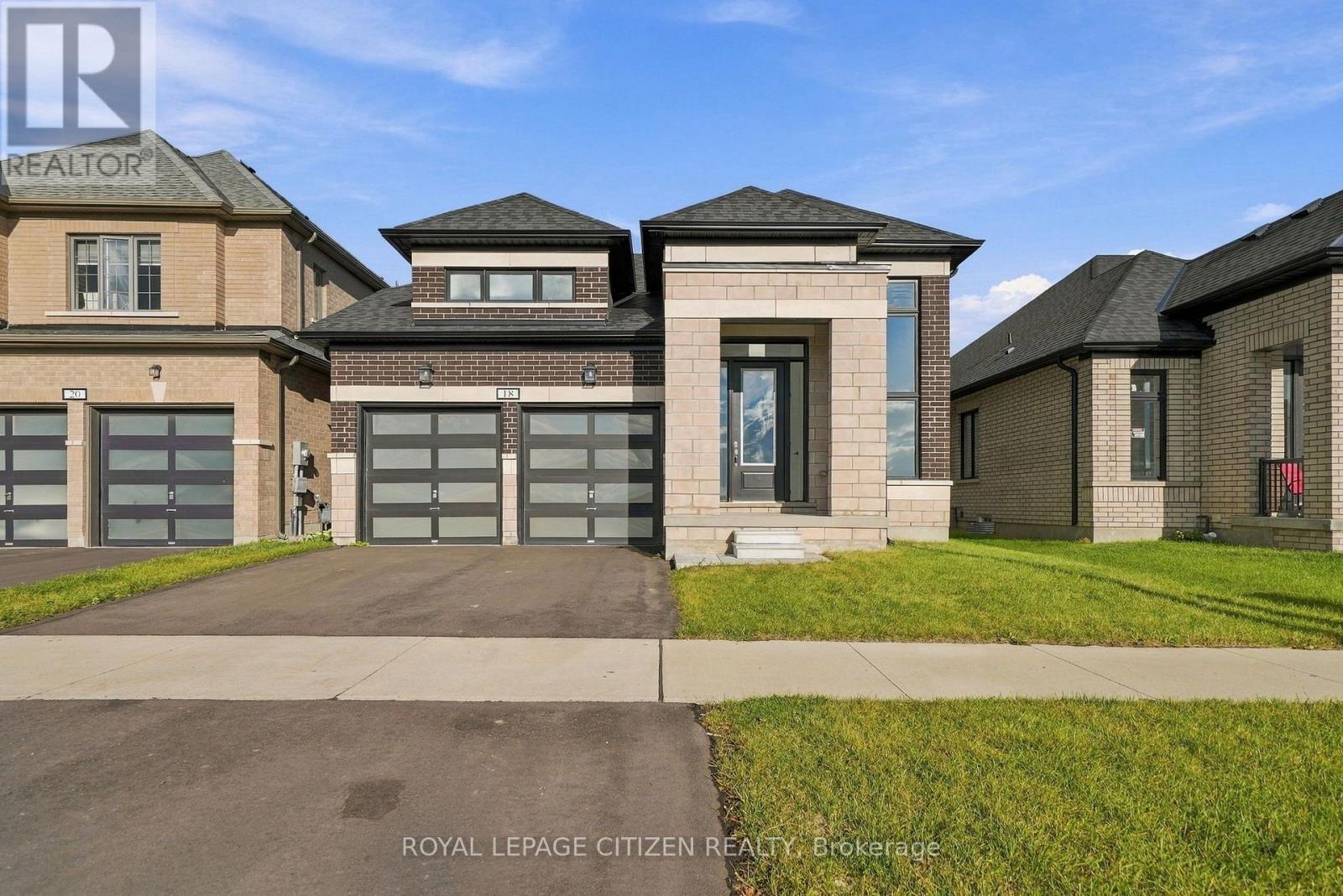 18 MCKAY AVENUE Property Photo 1