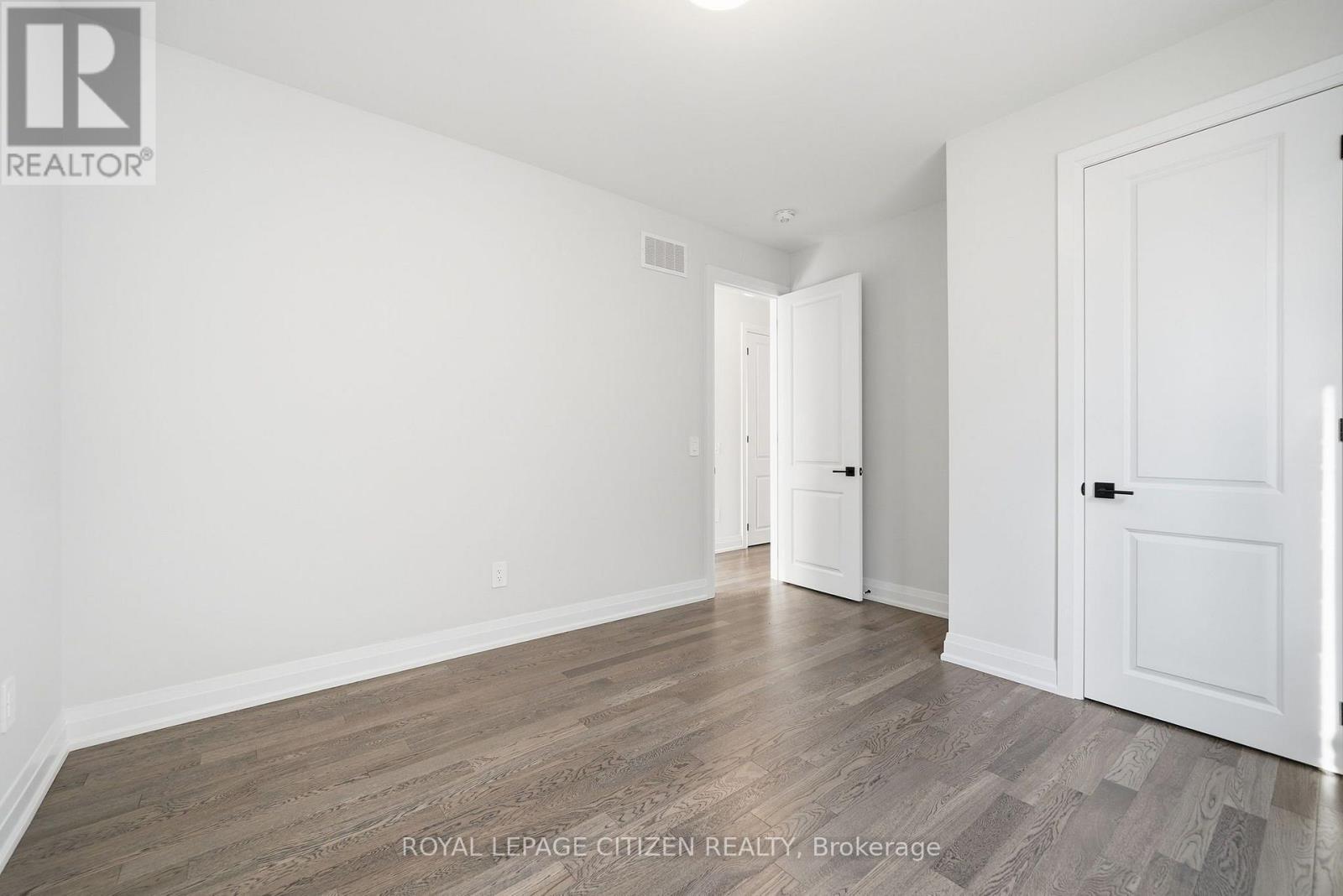 18 Mckay Avenue Property Photo 26