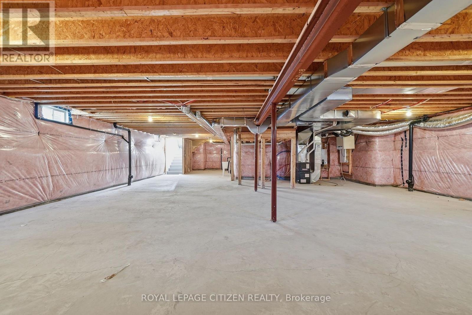 18 Mckay Avenue Property Photo 43