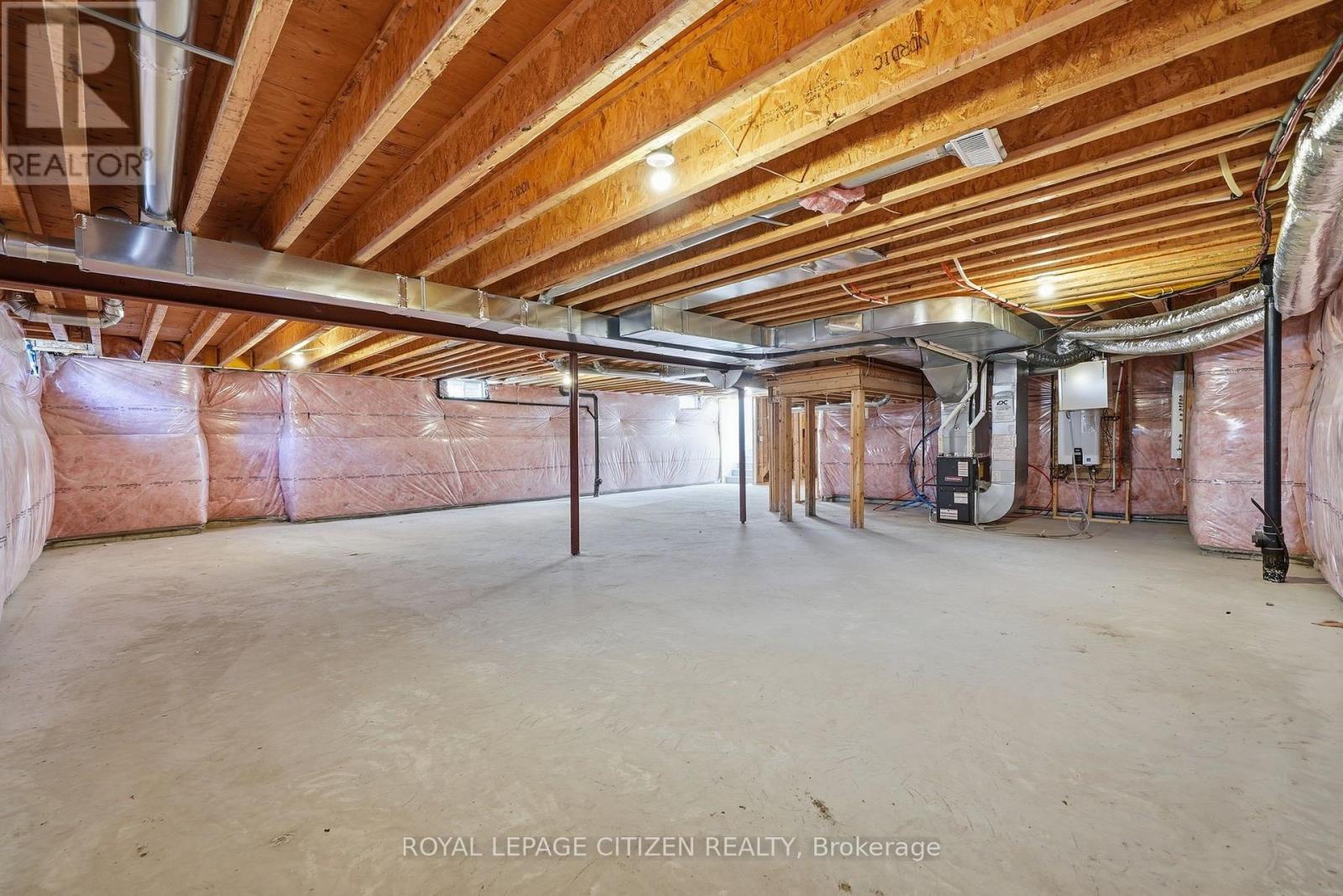 18 Mckay Avenue Property Photo 44