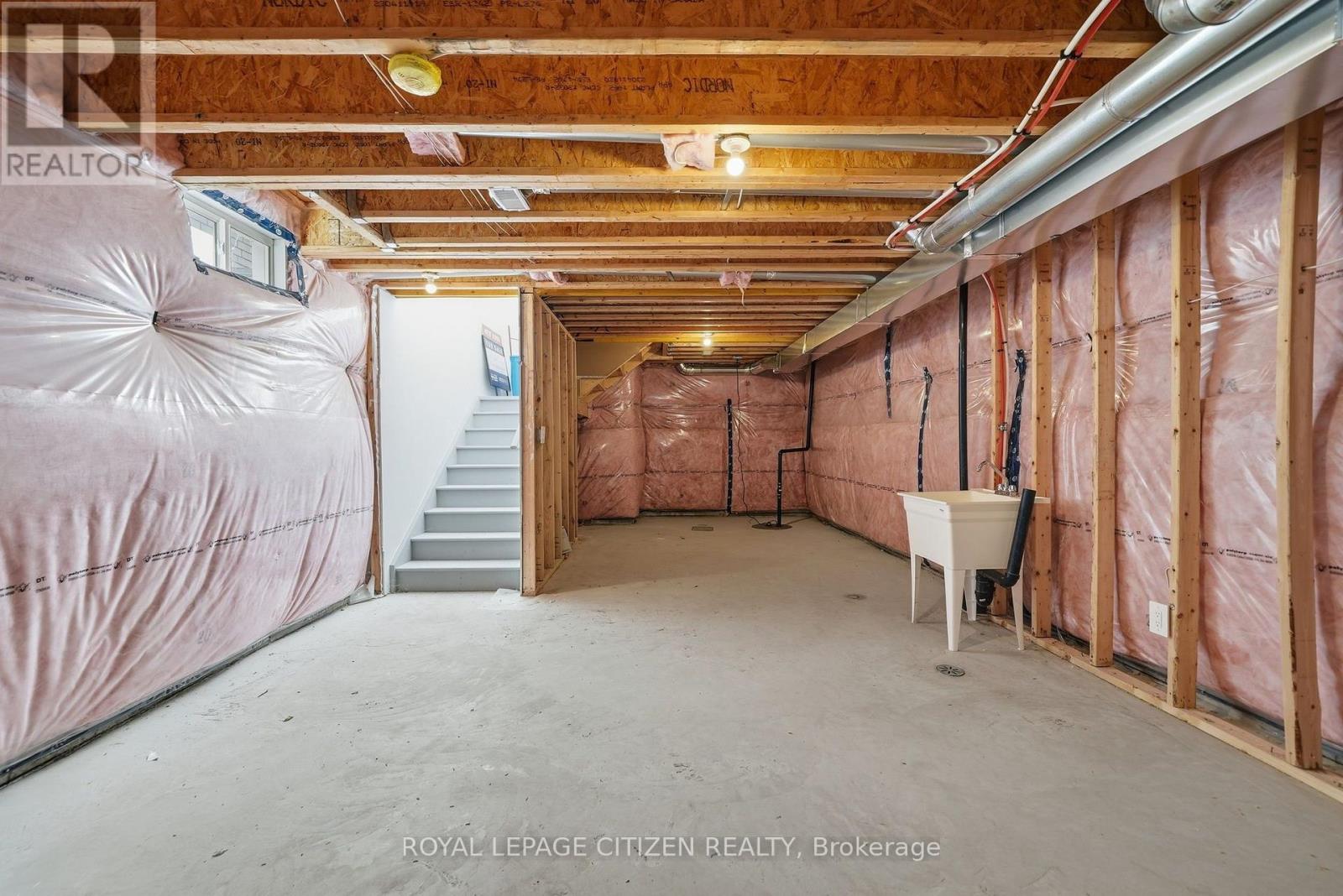 18 Mckay Avenue Property Photo 47