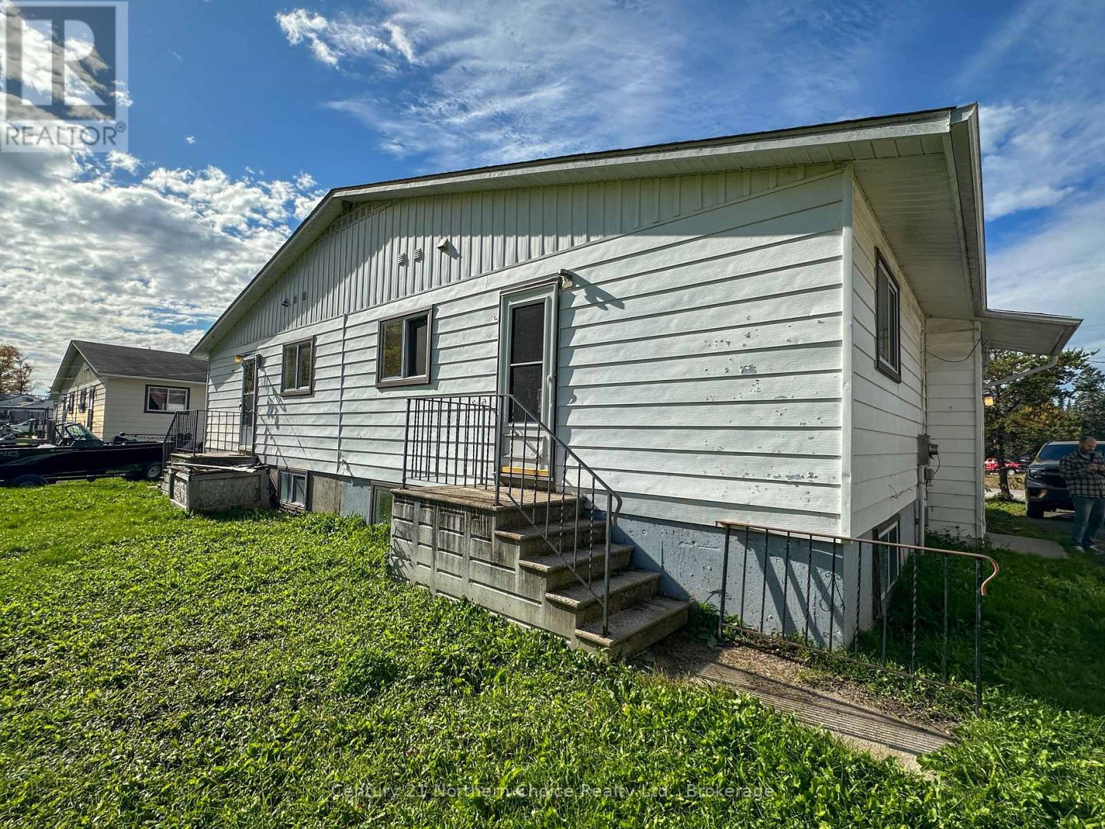 46/48 BIRCH DRIVE Property Photo 1