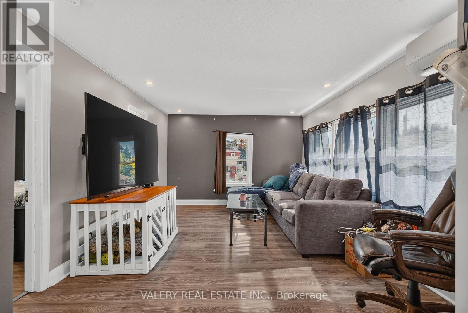 752 Sherring Street Property Photo 17