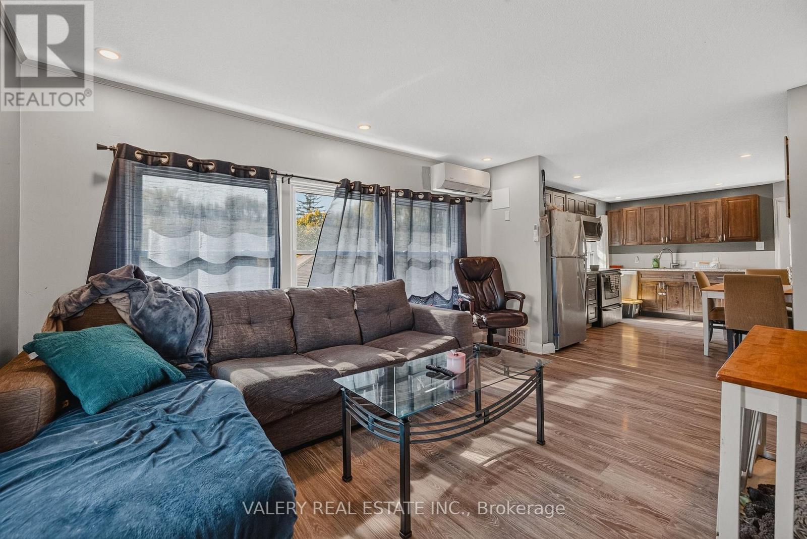 752 Sherring Street Property Photo 18