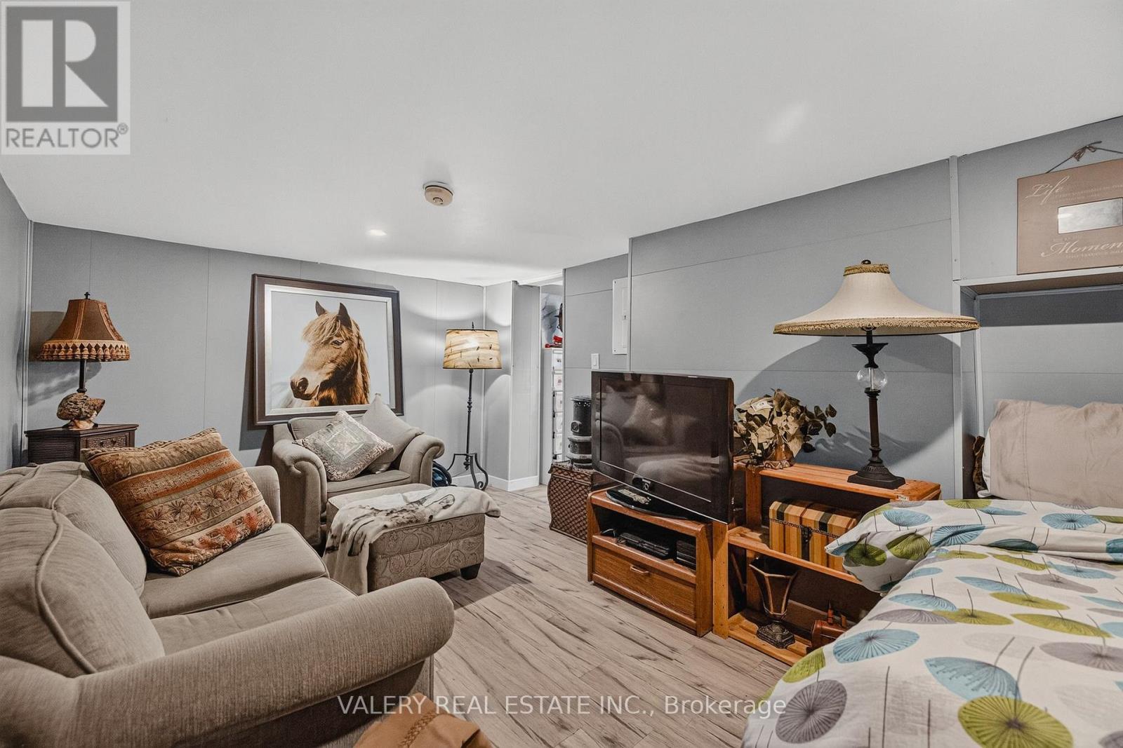752 Sherring Street Property Photo 24