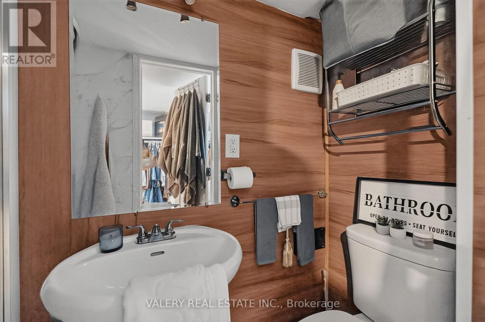 752 Sherring Street Property Photo 27