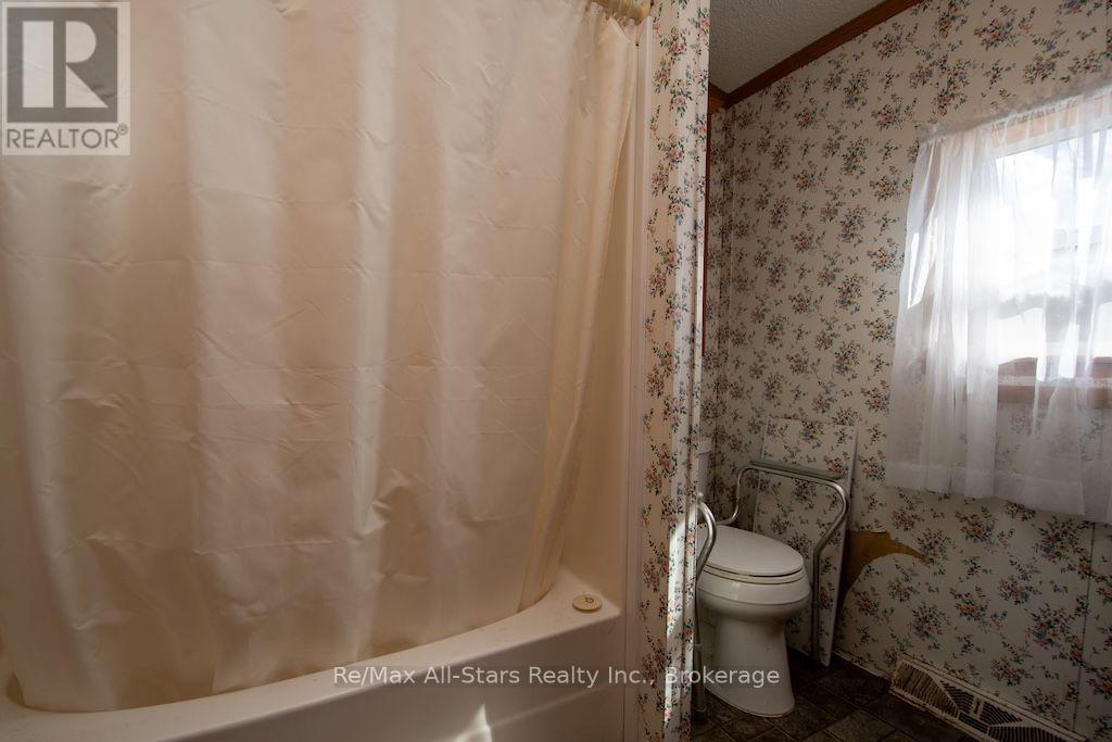 4 Mcgregor Drive Property Photo 36