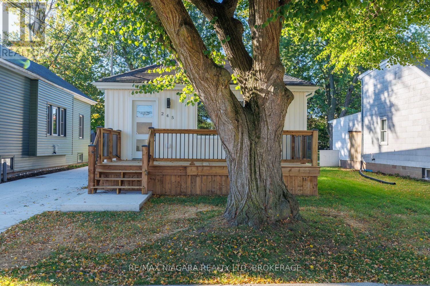 245 Bowen Road Property Photo 4