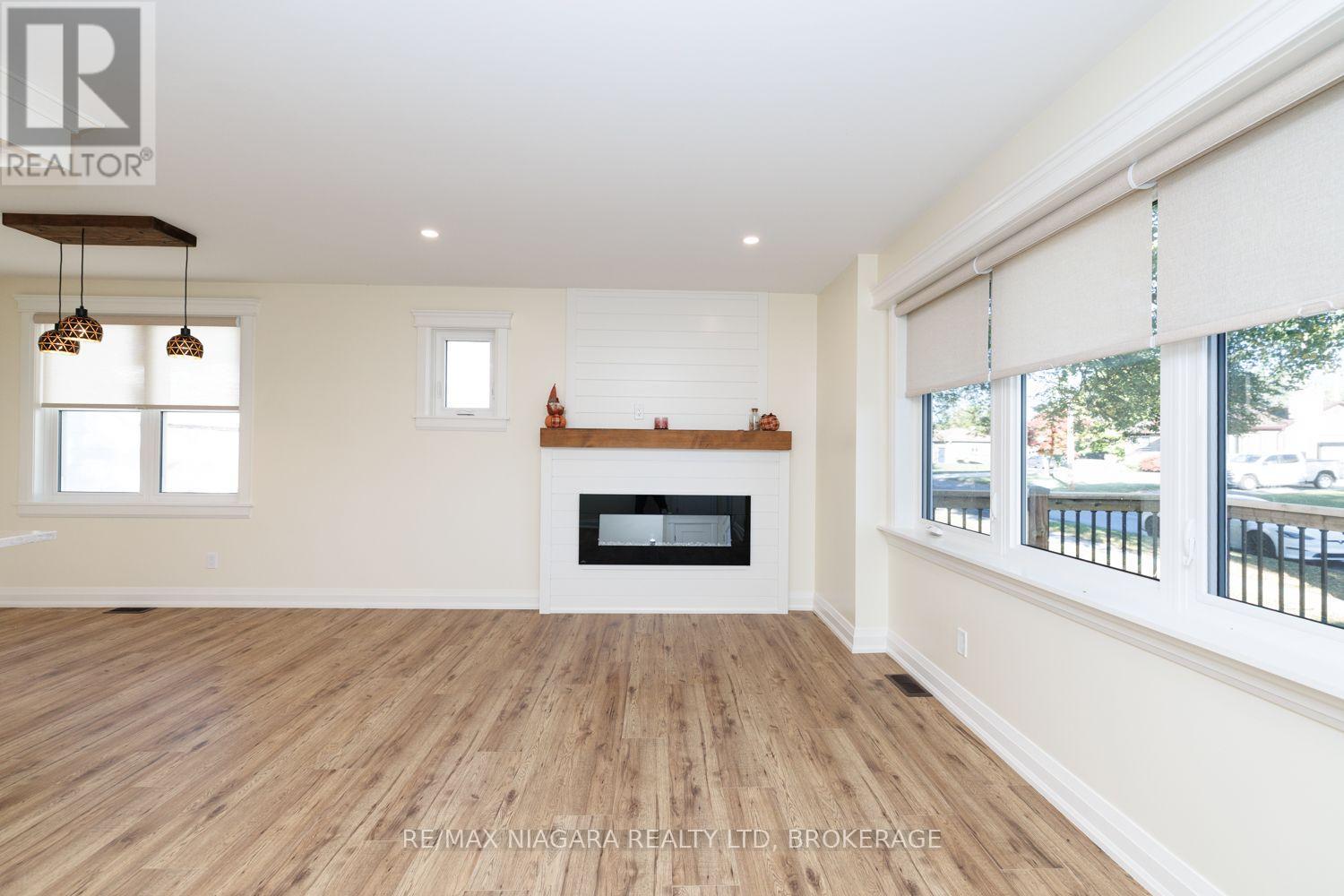 245 Bowen Road Property Photo 7