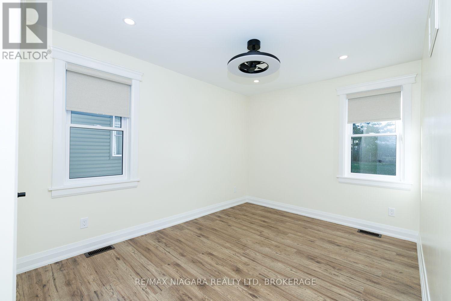245 Bowen Road Property Photo 15