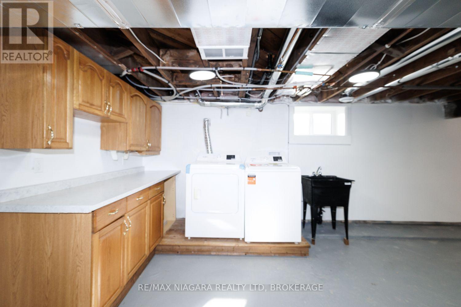 245 Bowen Road Property Photo 26
