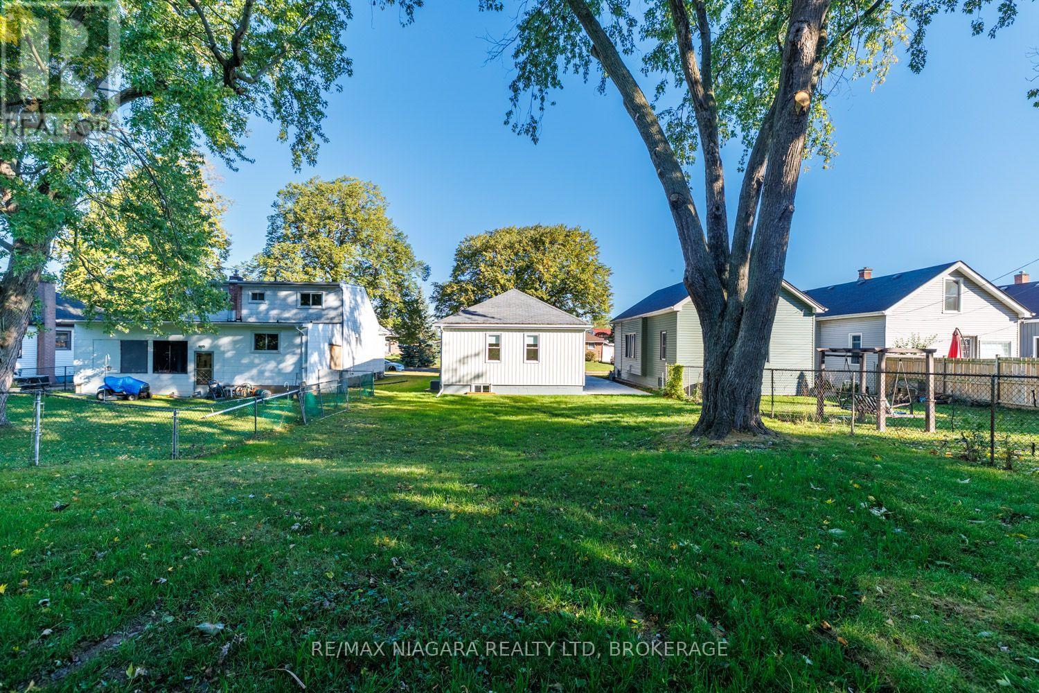 245 Bowen Road Property Photo 30