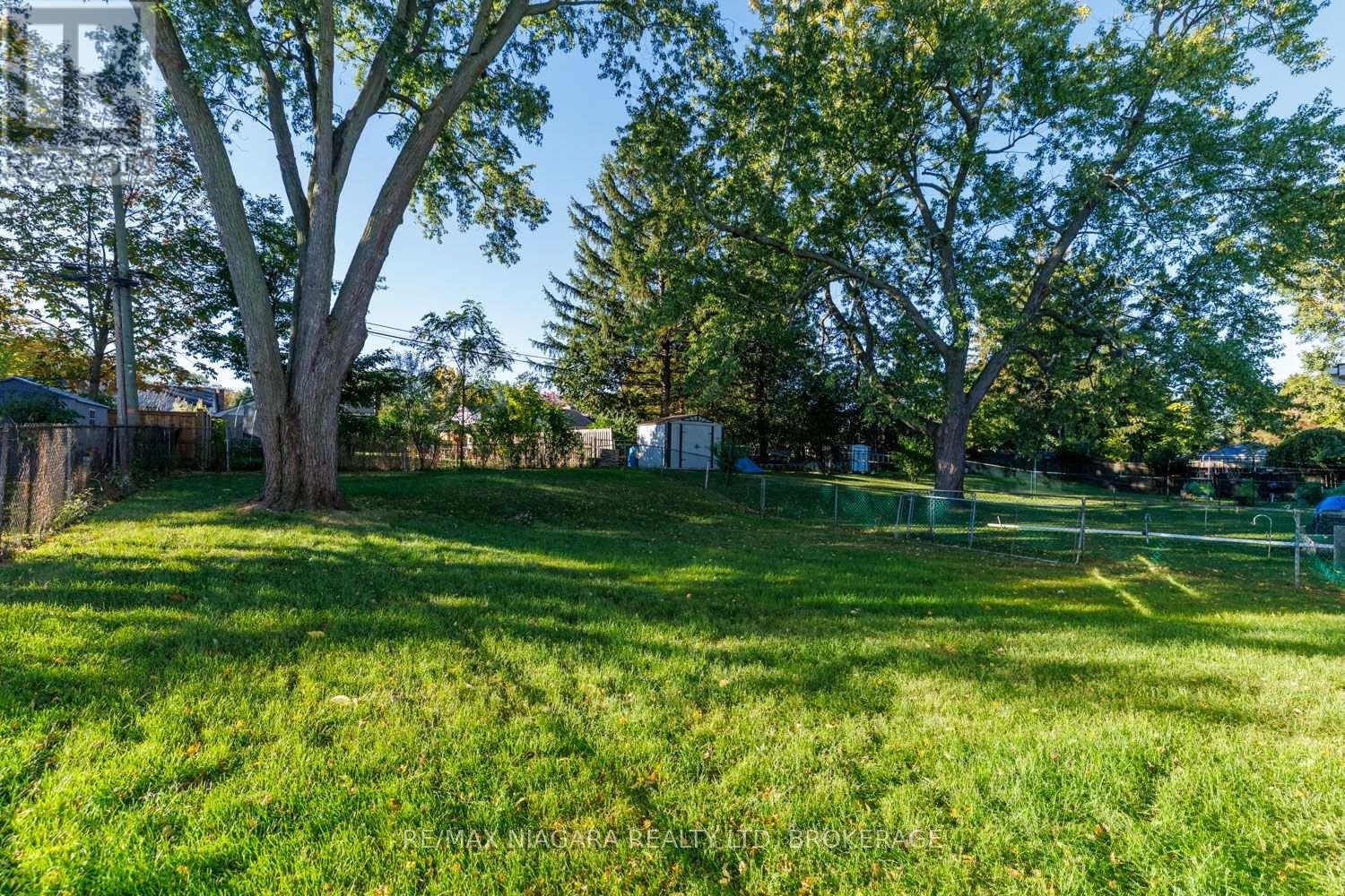 245 Bowen Road Property Photo 32