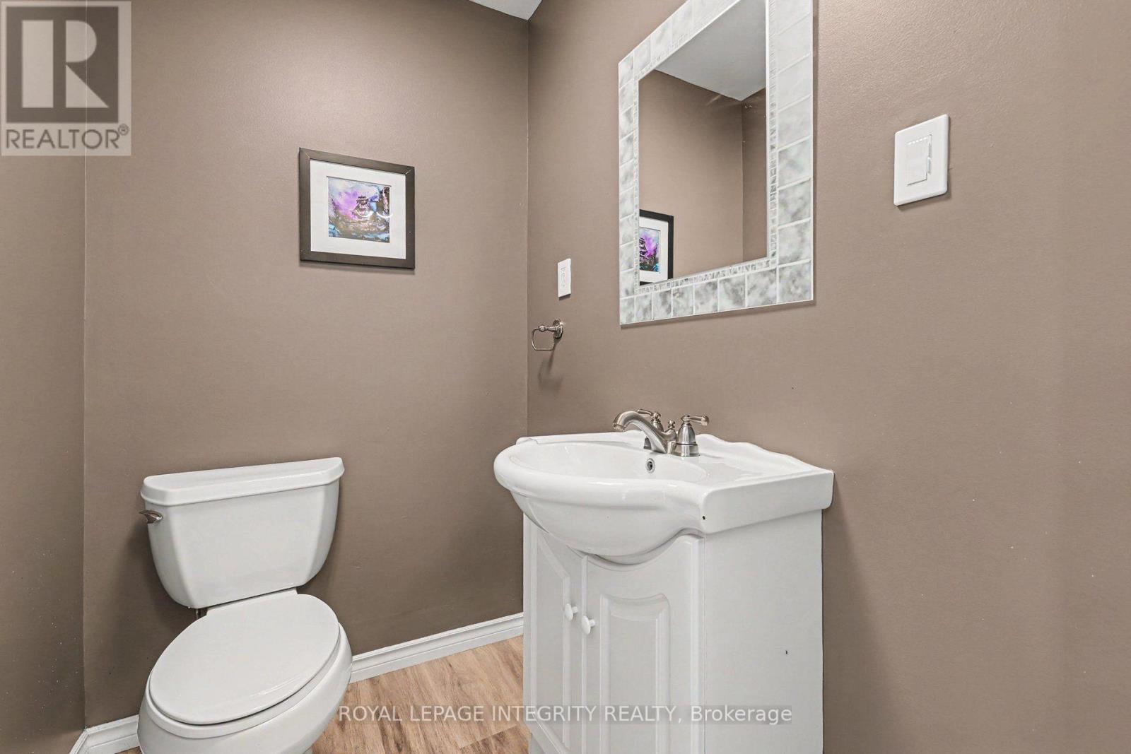 4525 8th Line Road Property Photo 13