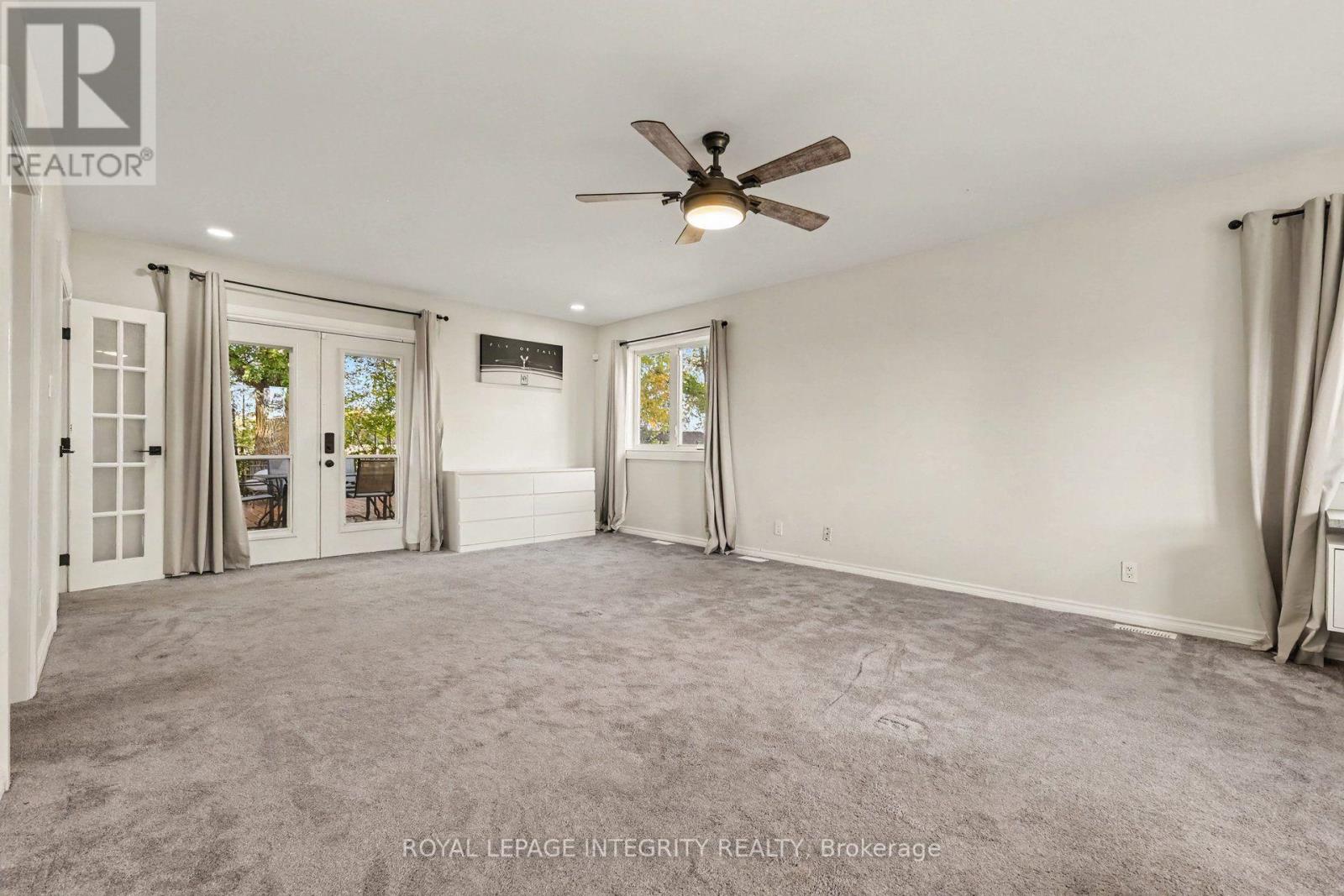 4525 8th Line Road Property Photo 16