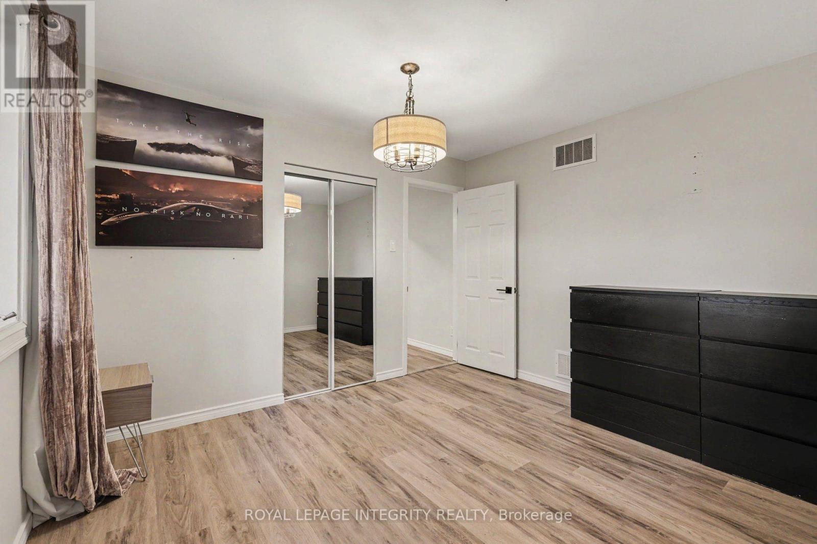 4525 8th Line Road Property Photo 25