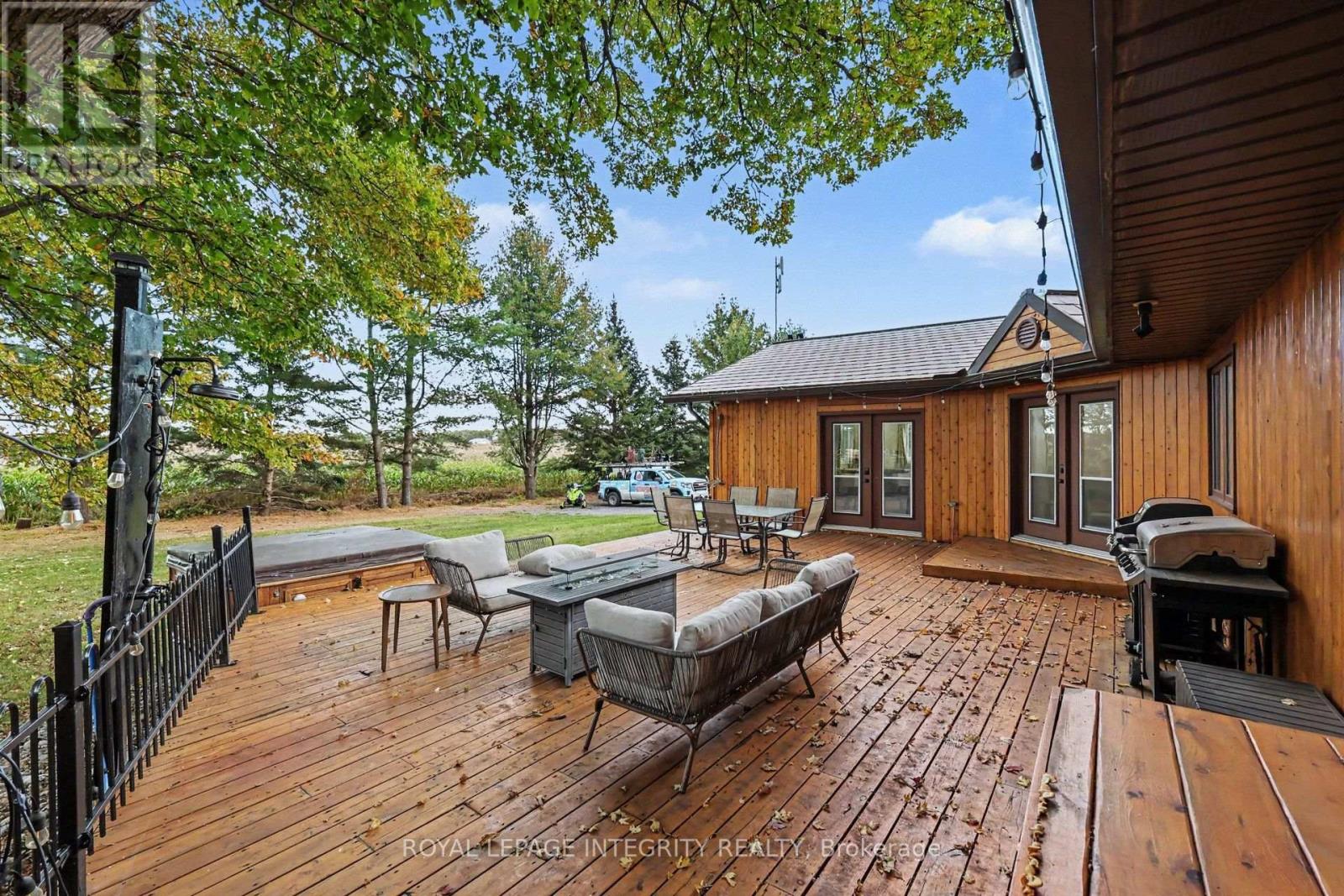 4525 8th Line Road Property Photo 28