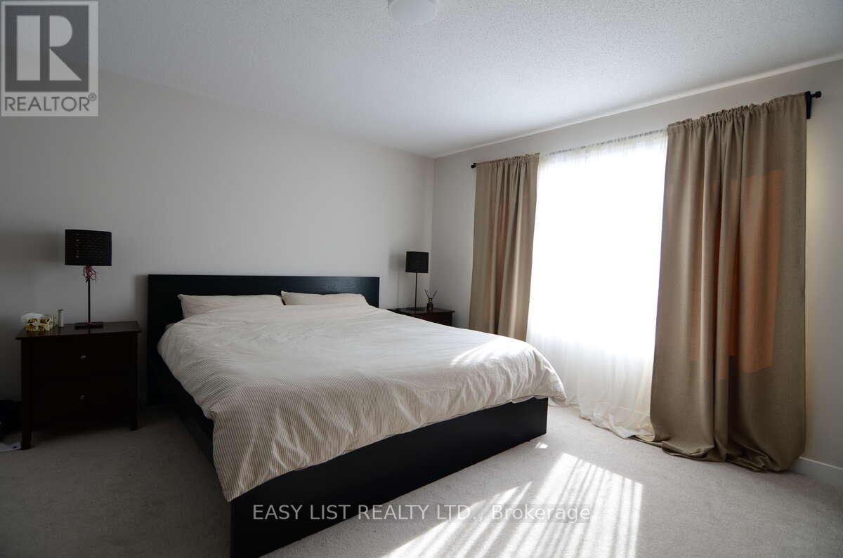 776 Eminence Street Property Photo 7