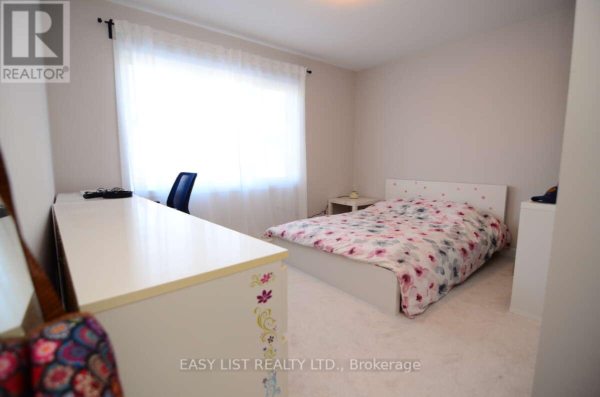 776 Eminence Street Property Photo 13
