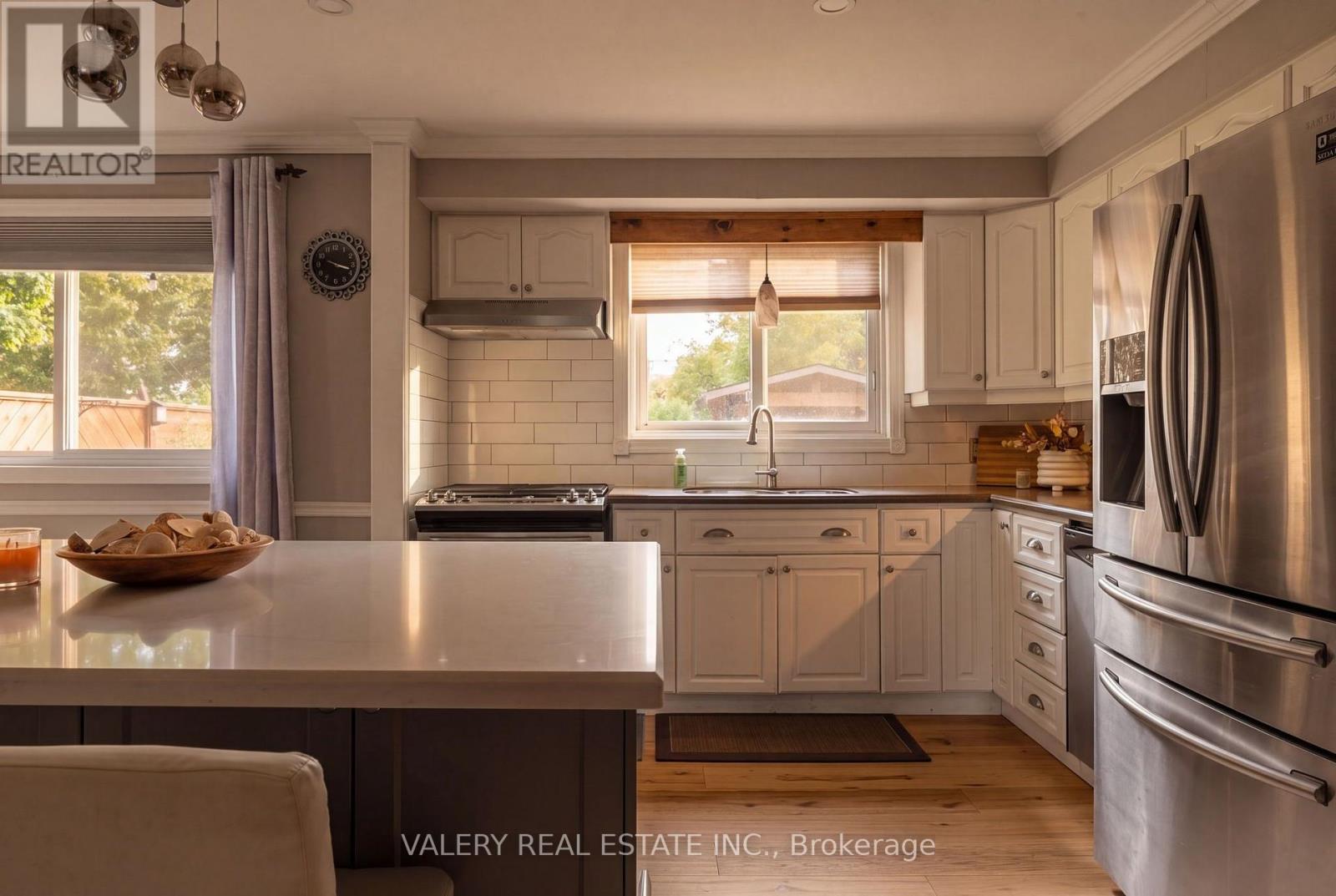 276 Maurice Street Property Photo 11