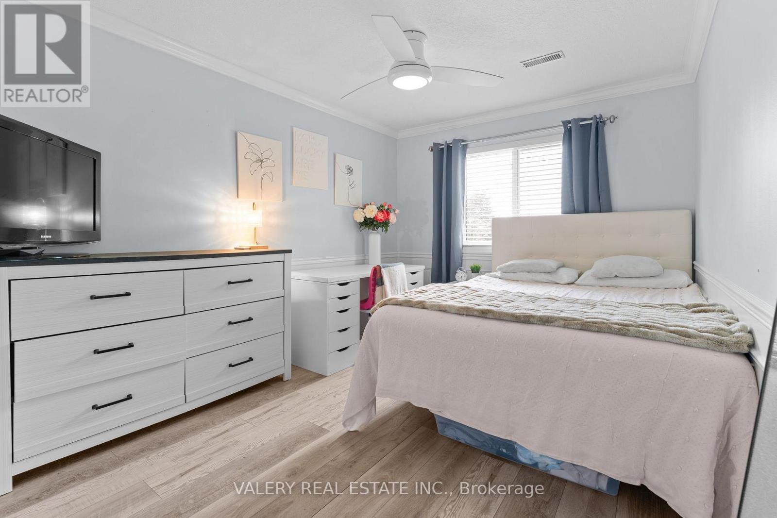 276 Maurice Street Property Photo 22