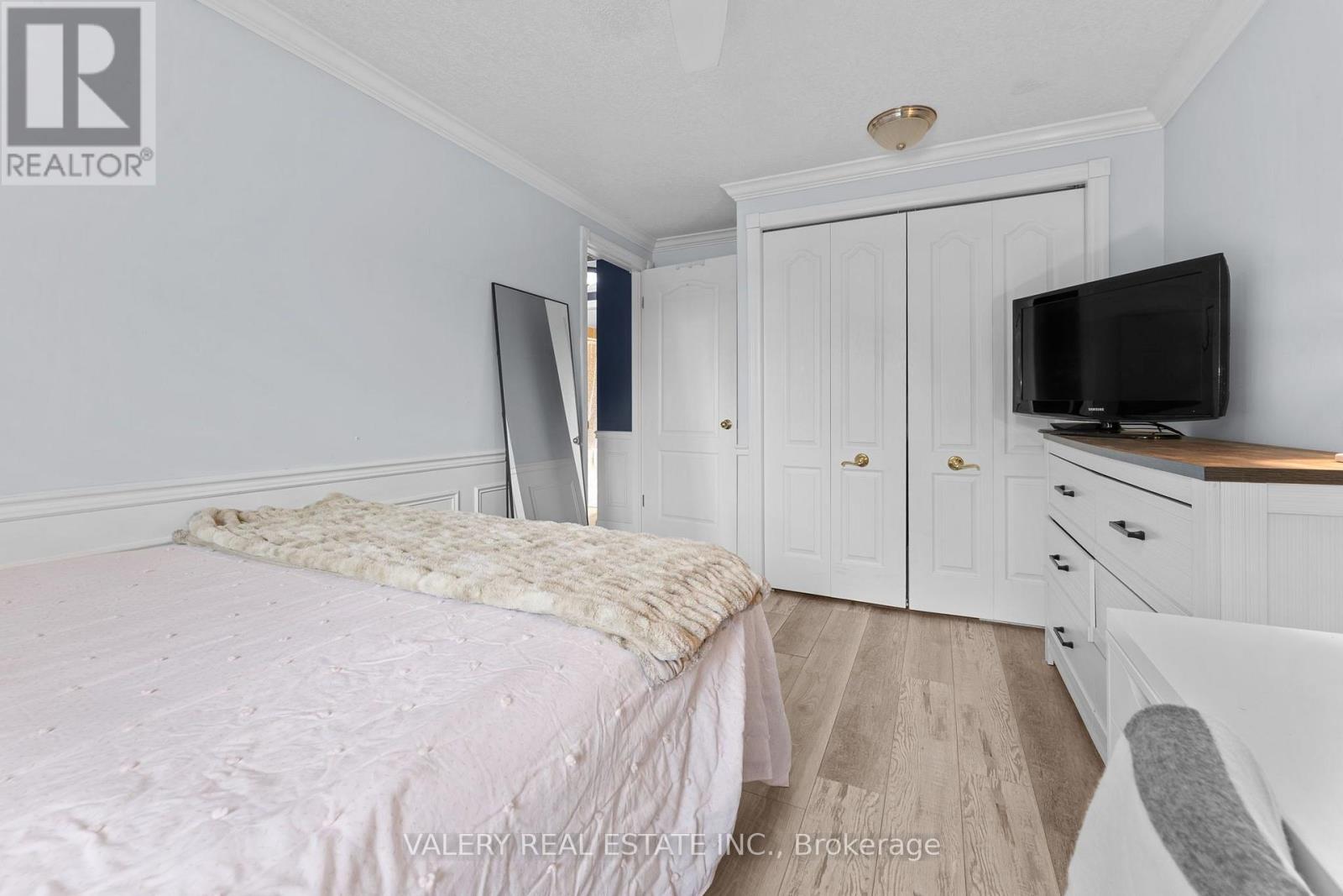 276 Maurice Street Property Photo 24
