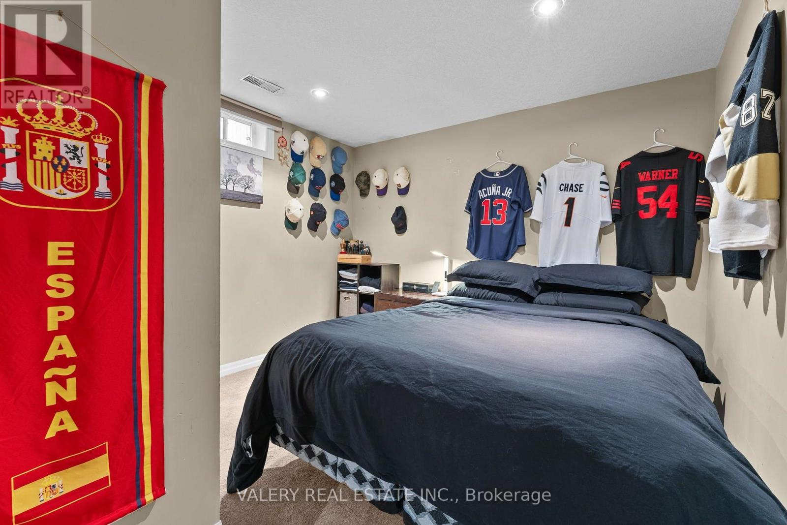 276 Maurice Street Property Photo 26