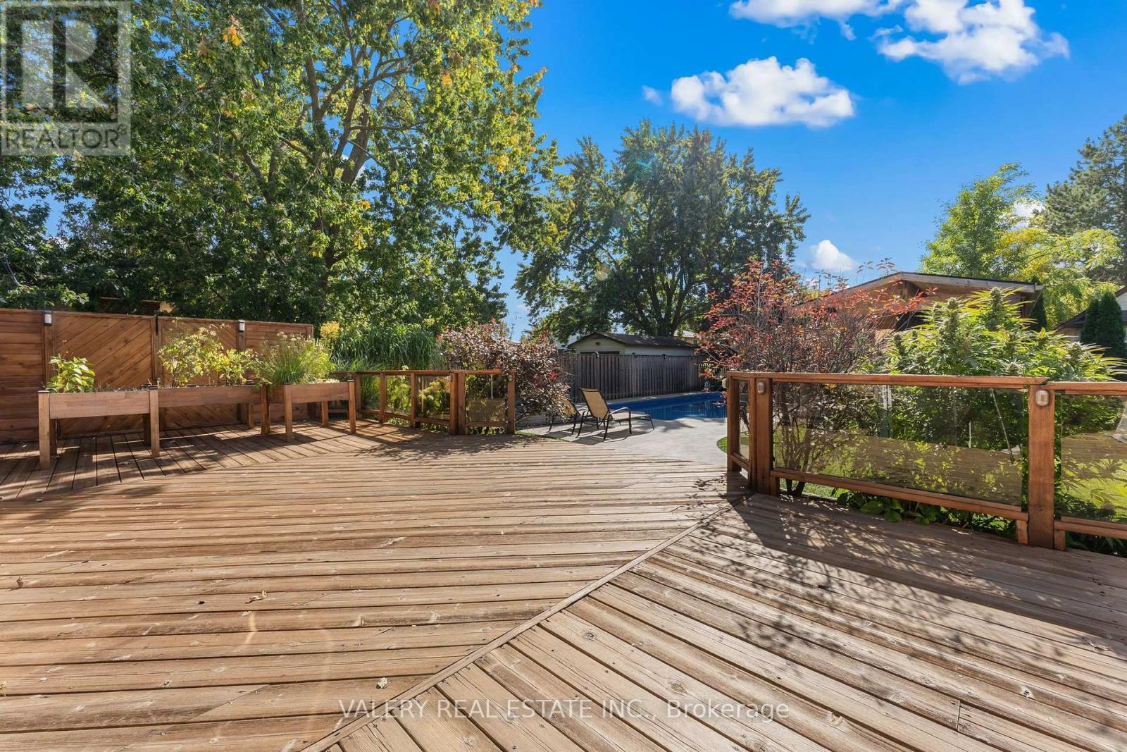 276 Maurice Street Property Photo 35
