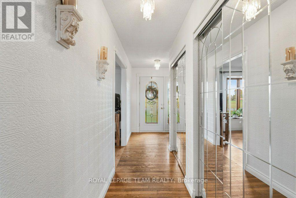 12570 County 18 Road Property Photo 5