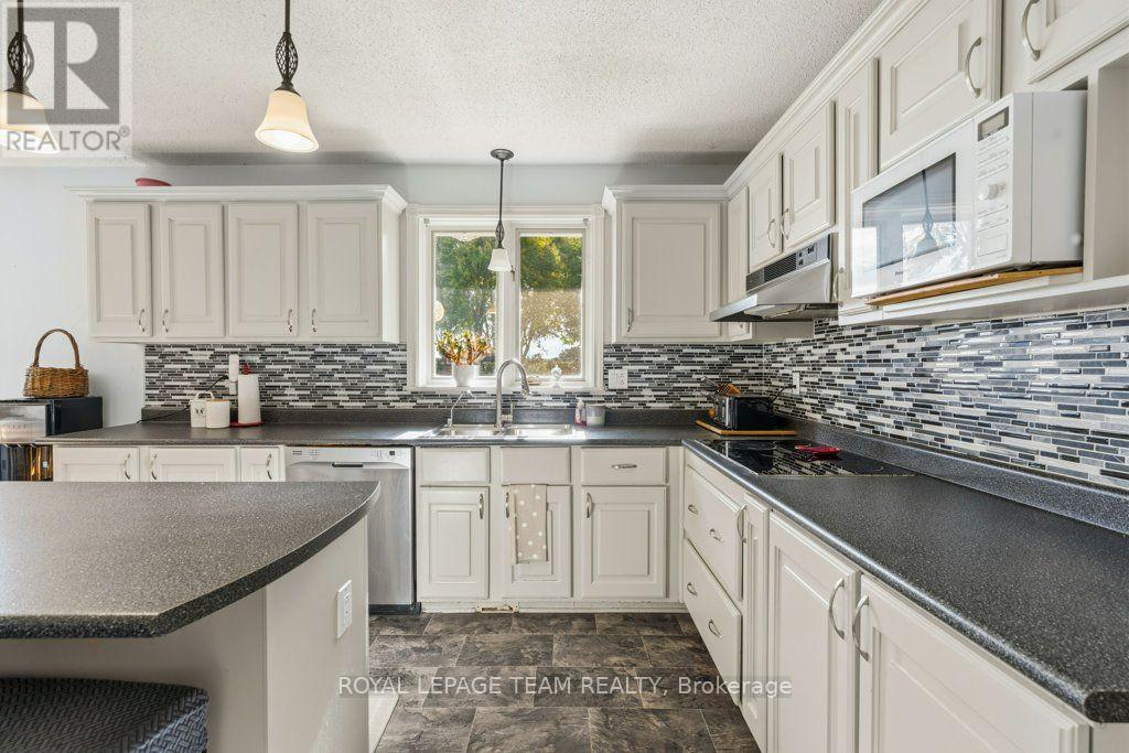12570 County 18 Road Property Photo 16