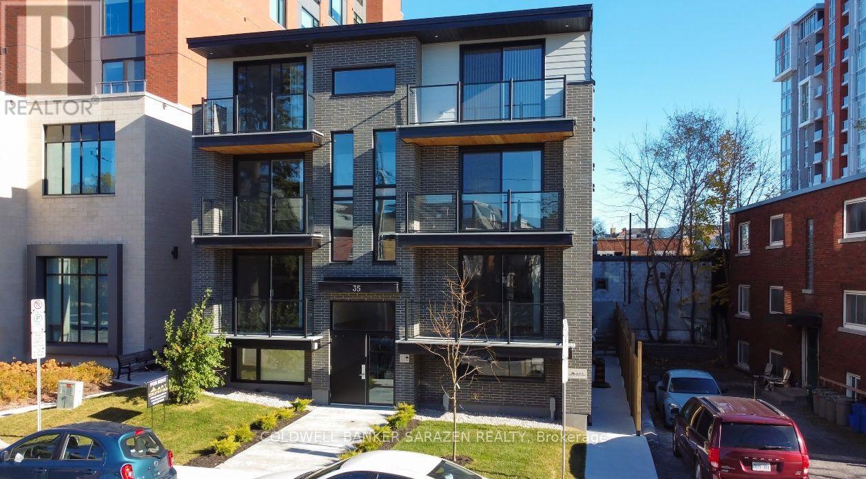 3 - 35 MONK STREET Property Photo 1