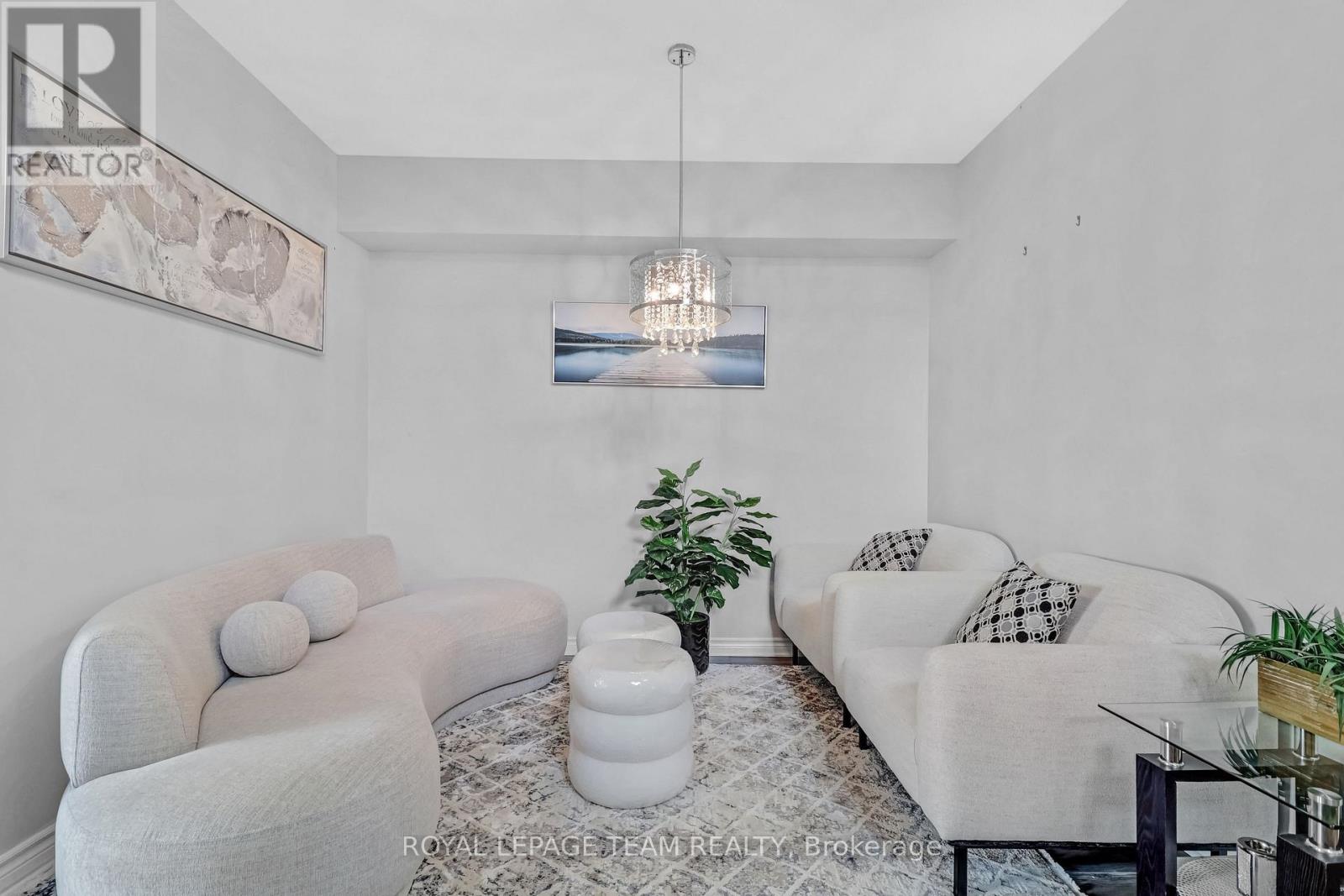 2224 Angelica Avenue Property Photo 7