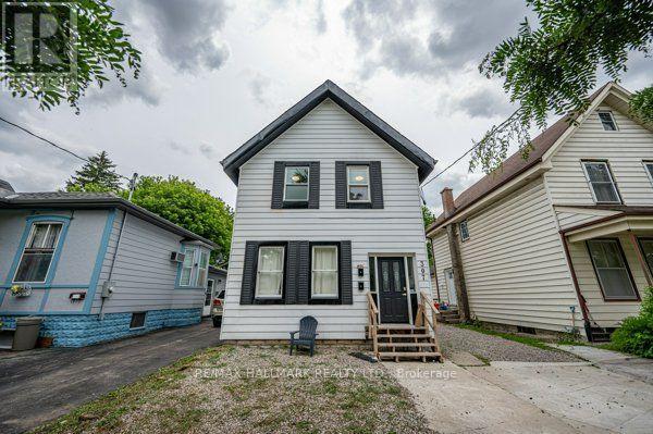 307 Grey Street Property Photo 2