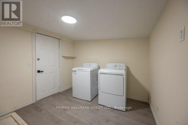 307 Grey Street Property Photo 15
