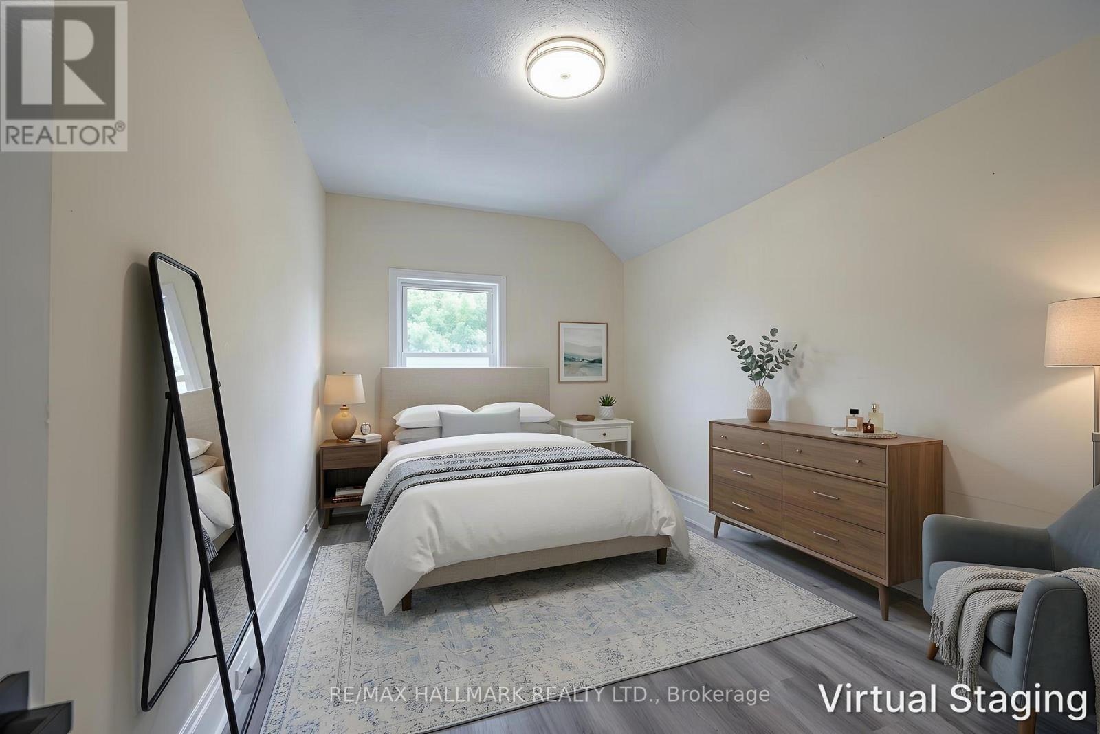 307 Grey Street Property Photo 21