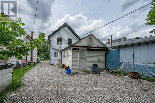 307 Grey Street Property Photo 27