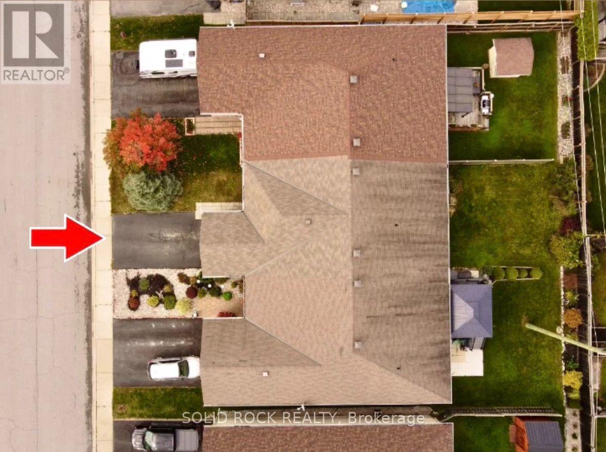 16 Moe Robillard Street Property Photo 29
