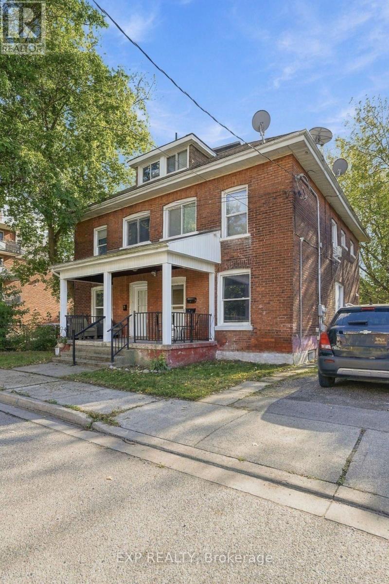 11 Hart Street Property Photo 6