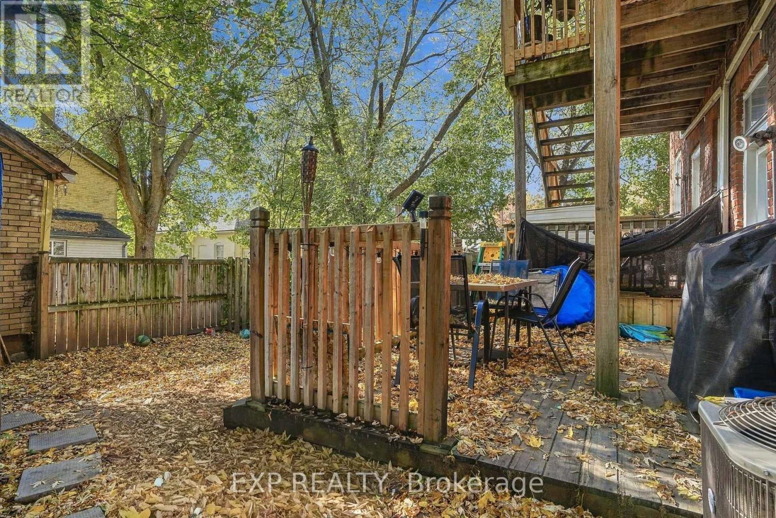 11 Hart Street Property Photo 9